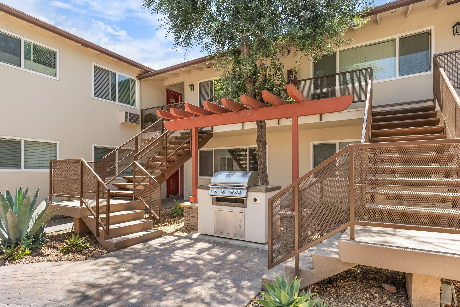 Lakewood Manor photo gallery