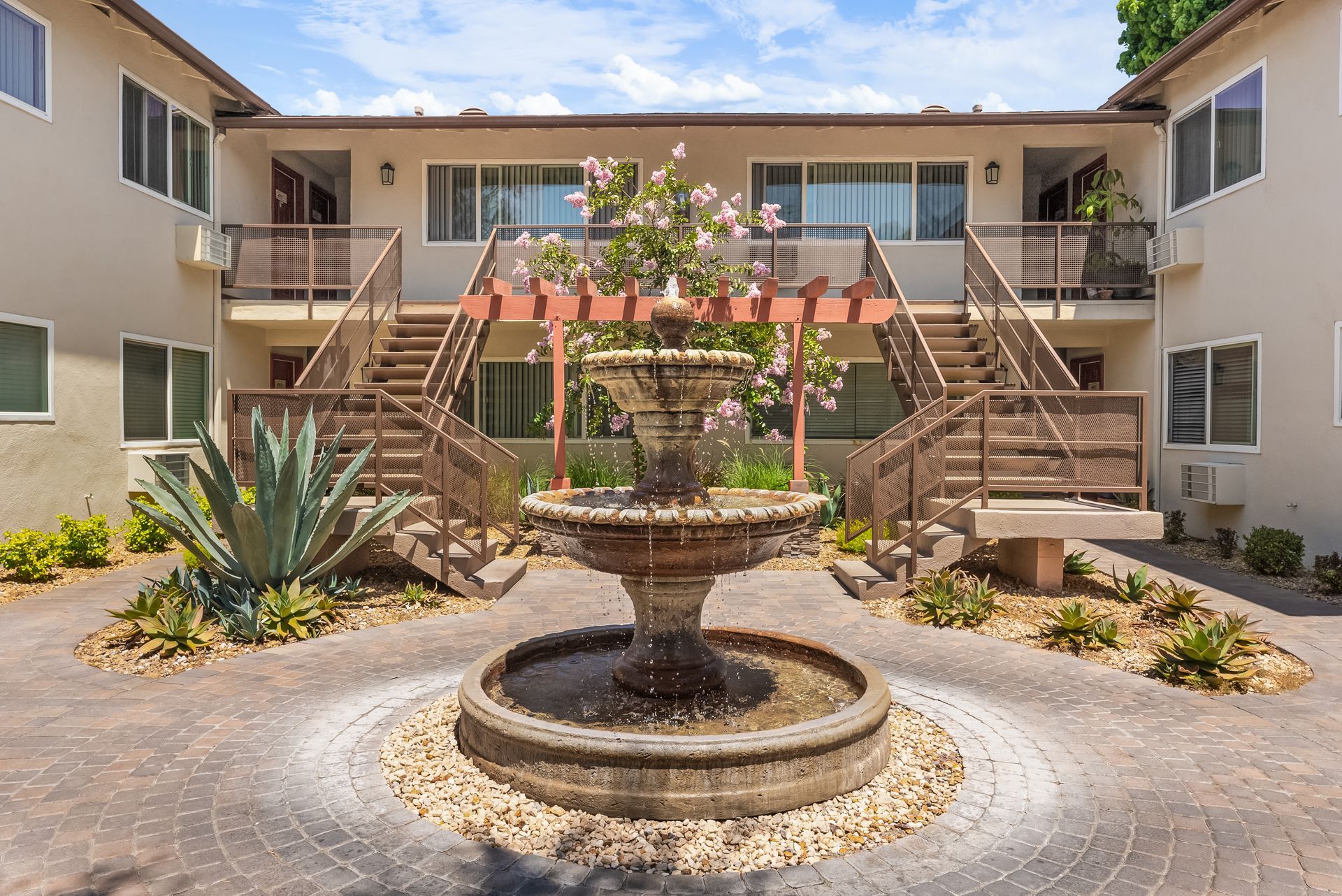 Lakewood Manor photo gallery