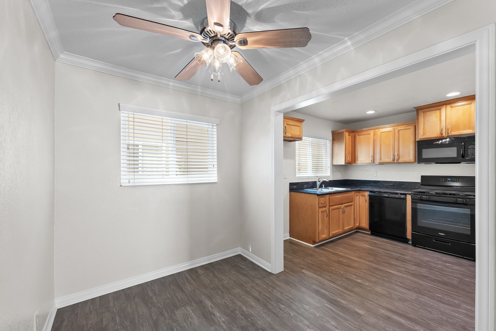 Lakewood Manor photo gallery