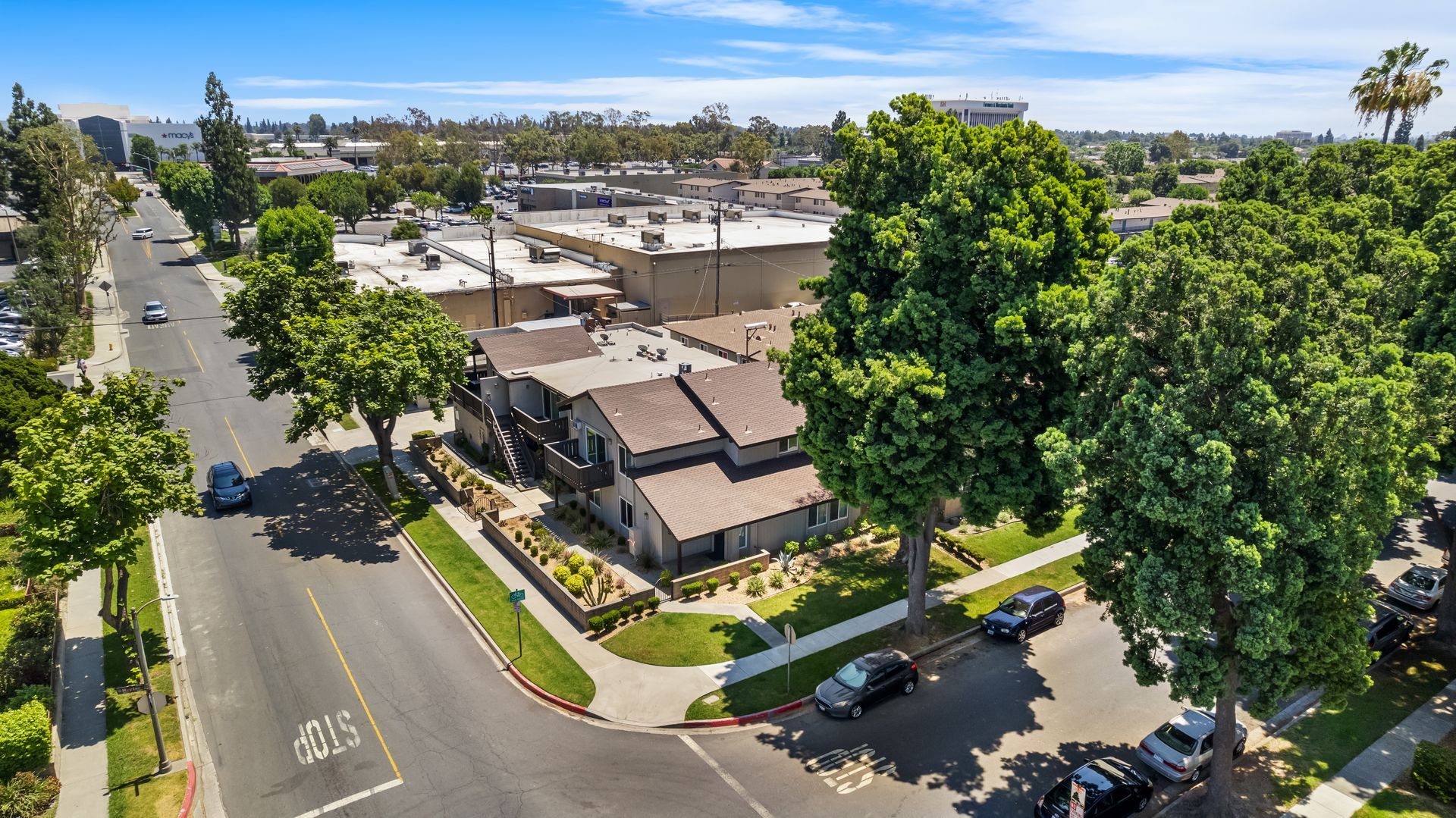 Lakewood Manor photo gallery