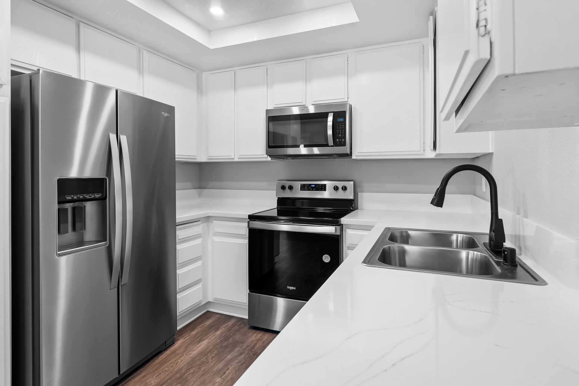 Lakewood Manor photo gallery