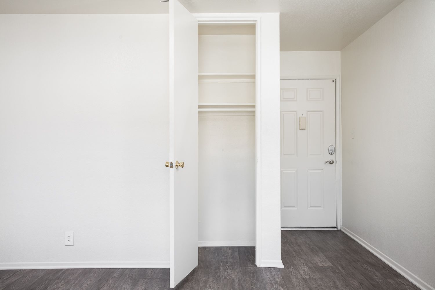 Lakewood Manor photo gallery