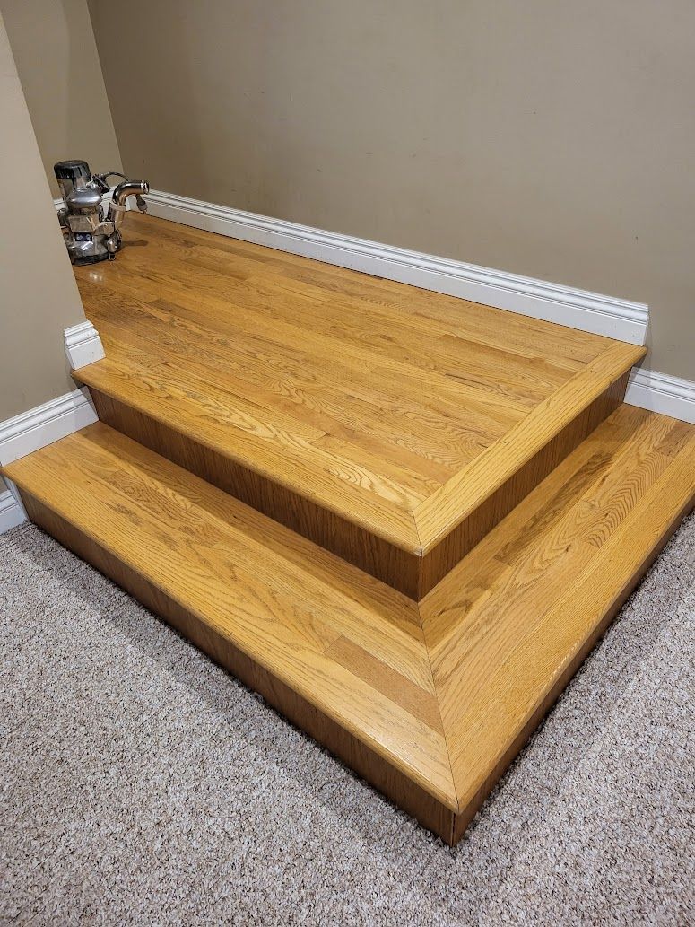 wood stair refinishing 
