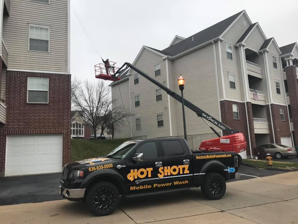 Hot Shotz Pressure Washing apartment complex in St. Charles County, MO