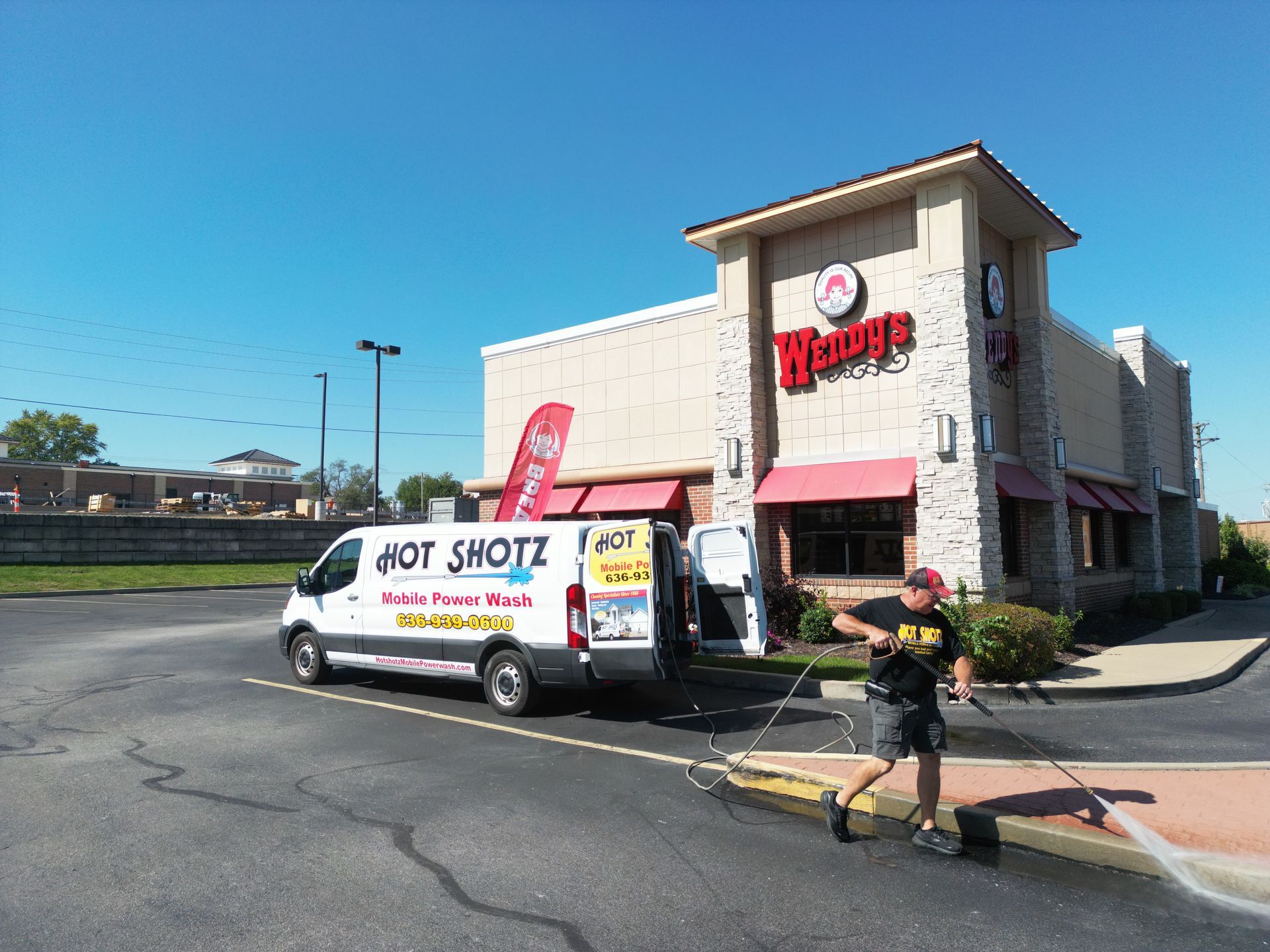 Hot Shotz Mobile Power Washing Exclusive Contract to Clean Wendy's Fast Food Chain in St. Louis Region MO