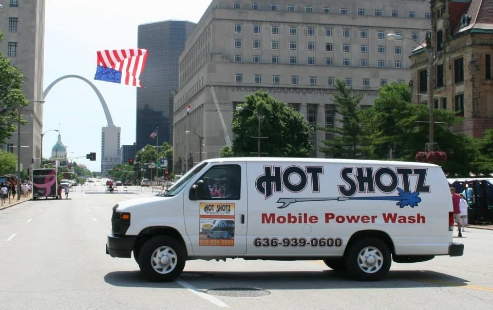 Hot Shotz Mobile Power Washing Exclusive Contract to clean the streets of St. Louis City, MO