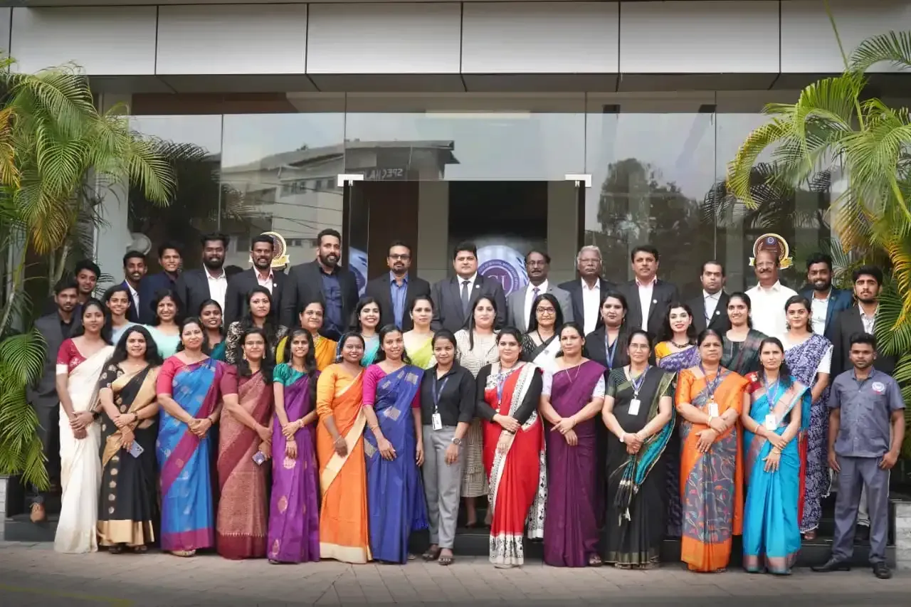 Contact GIIMS Kochi to start your journey towards a successful career in logistics