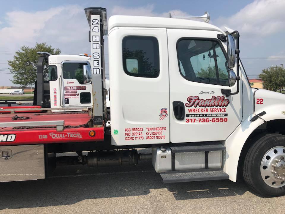 Franklin Wrecker Service Truck | Indianapolis, IN | HIX Wrecker Service, Inc.