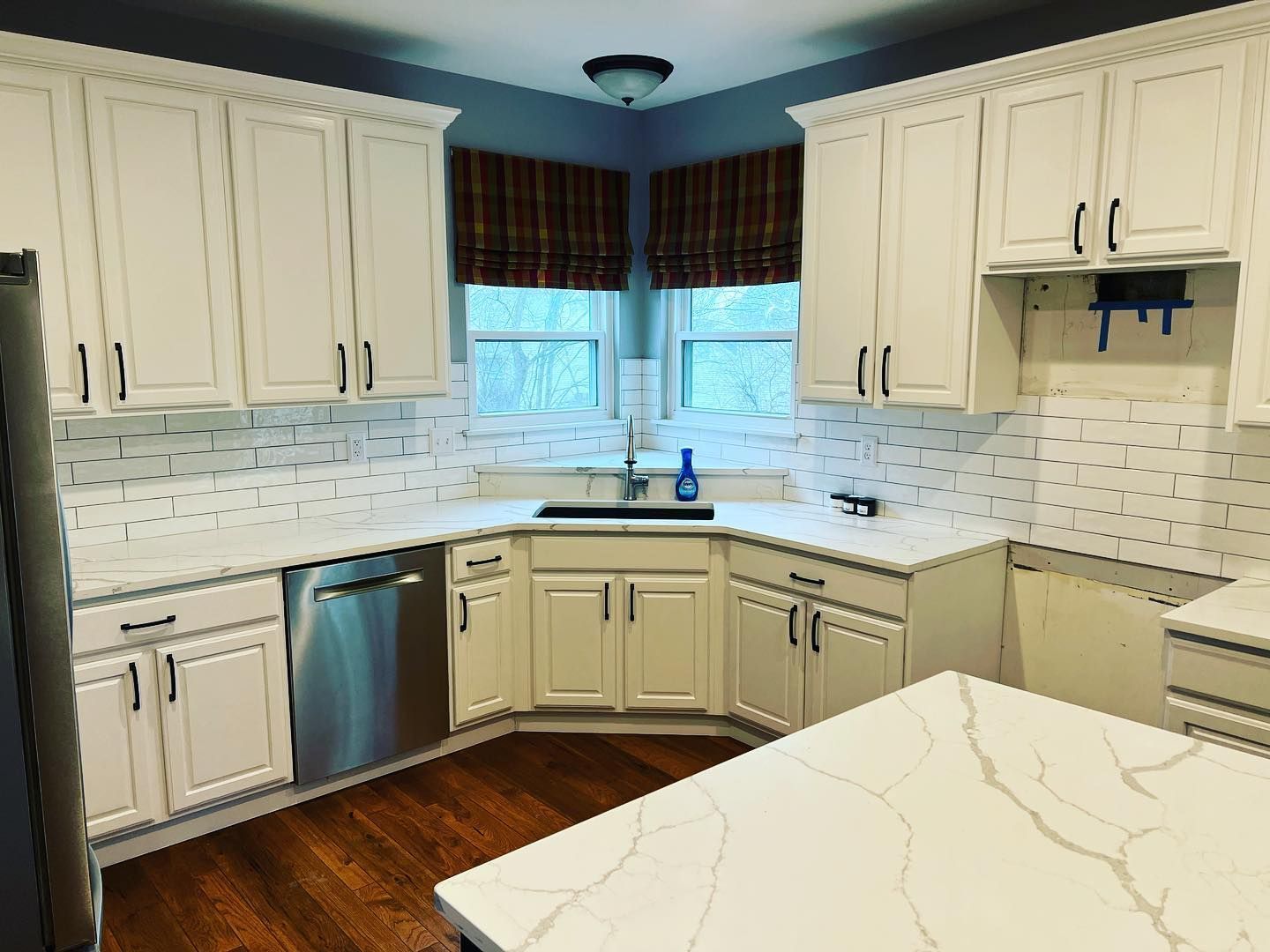 Custom Cabinet - Wentzville, MO - STL Cabinet Refinishing
