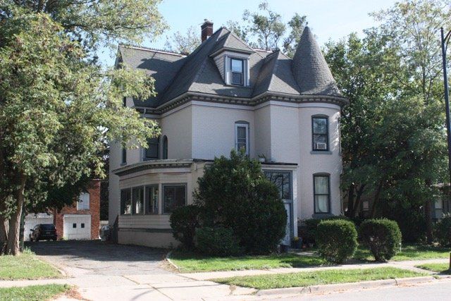 160 North Washington