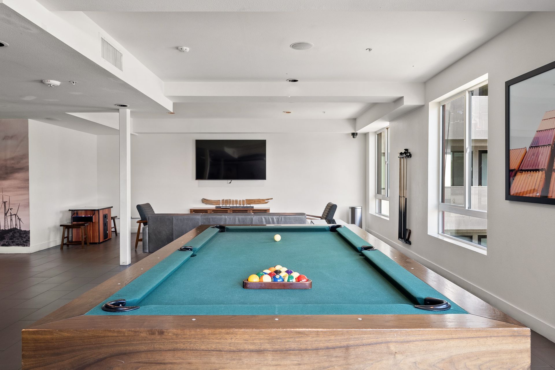 Pool table