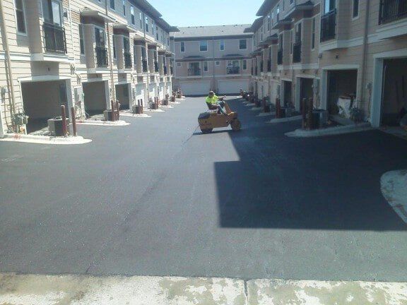 Townhome Driveways & Parking Lot Construction - Paving and Asphalt Company in Medina, MN