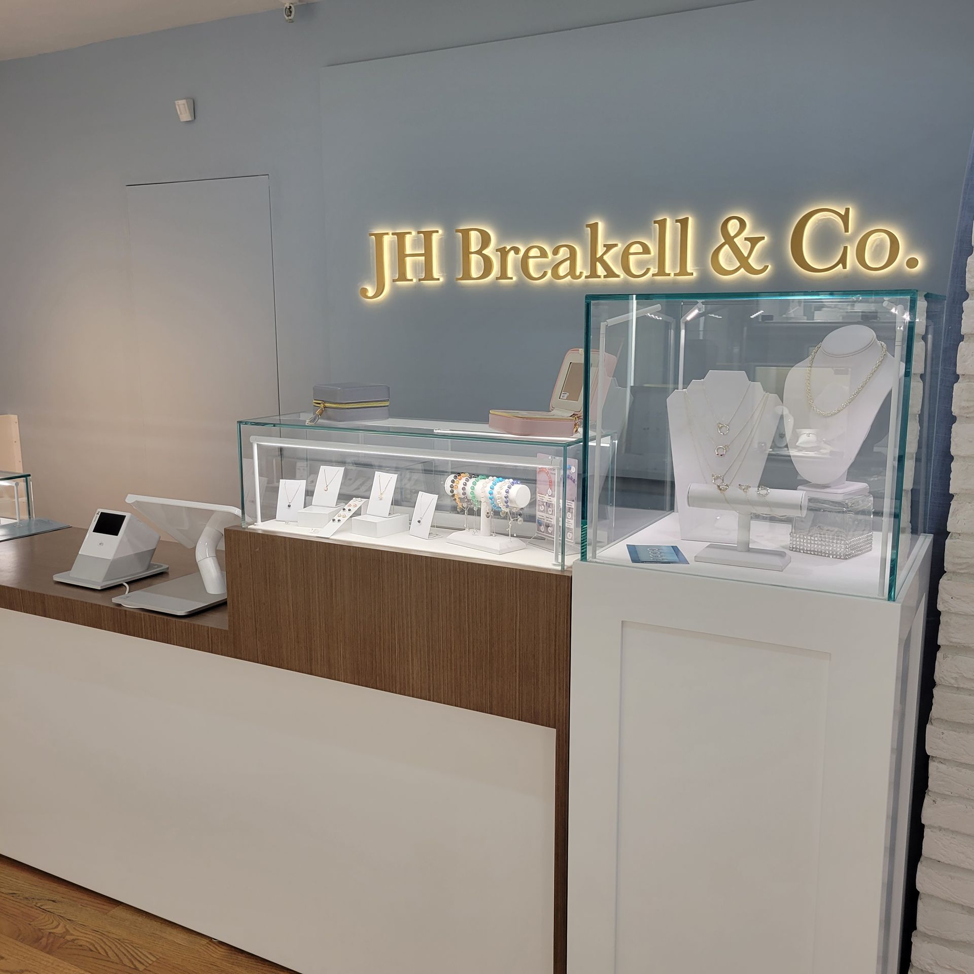 A jewelry store called jh breakell & co.