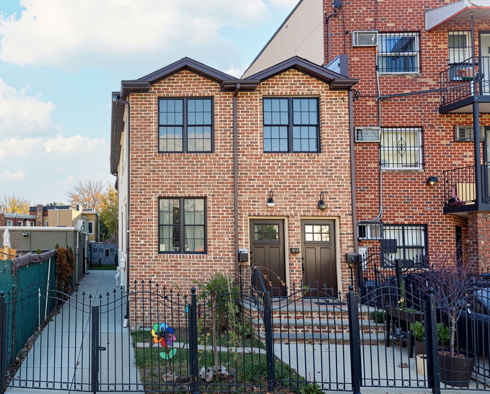 11-48 Welling Court, Brooklyn, NY: 