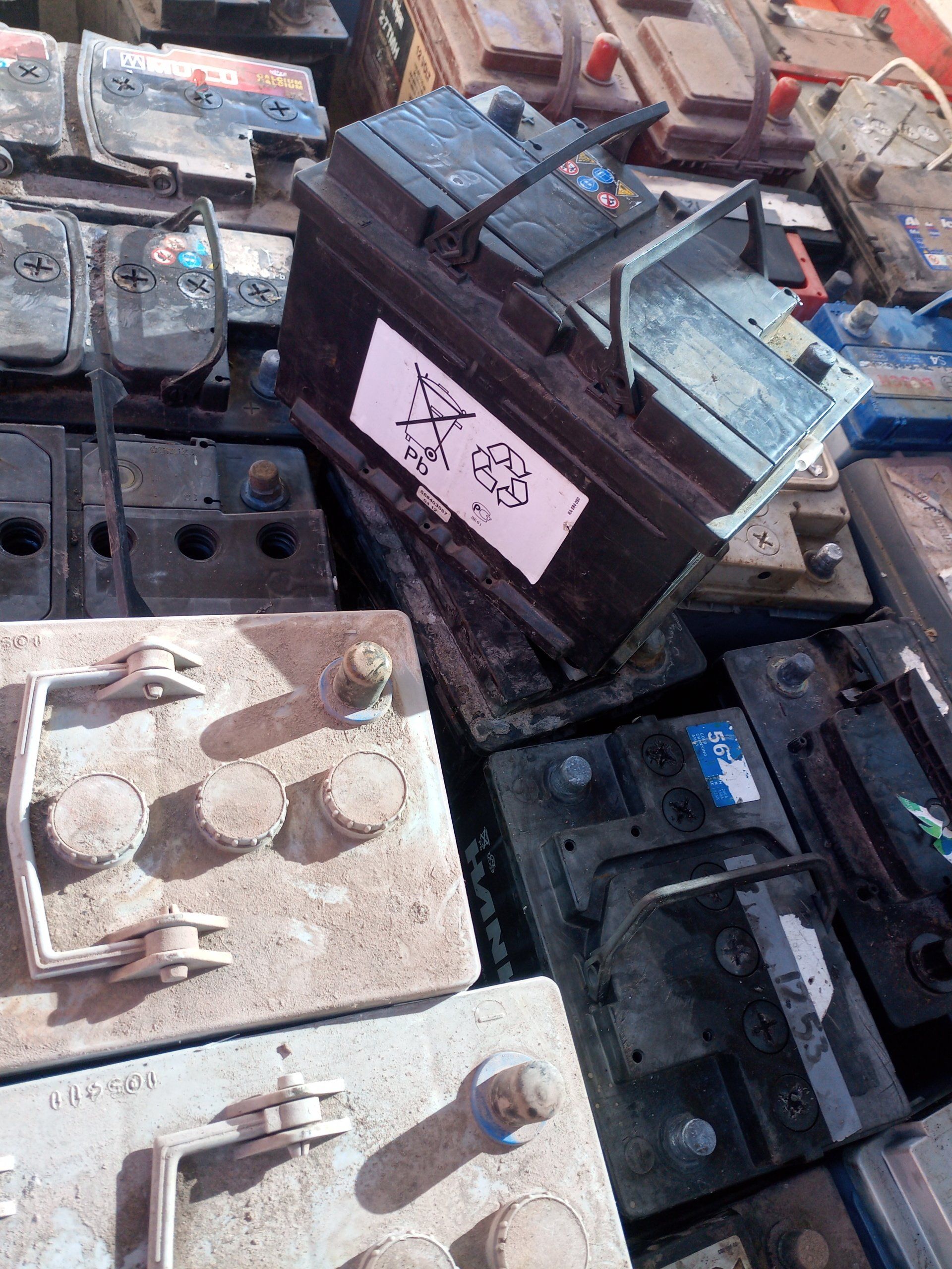 Vilces, dziļās izlādes, cikliskās izlādes, lauksaimniecības tehnikas, invalīdu ratiņu, uzkopšanas tehnikas, solārās baterijas.