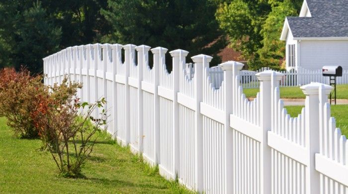  Benefits of Installing a Vinyl Fence