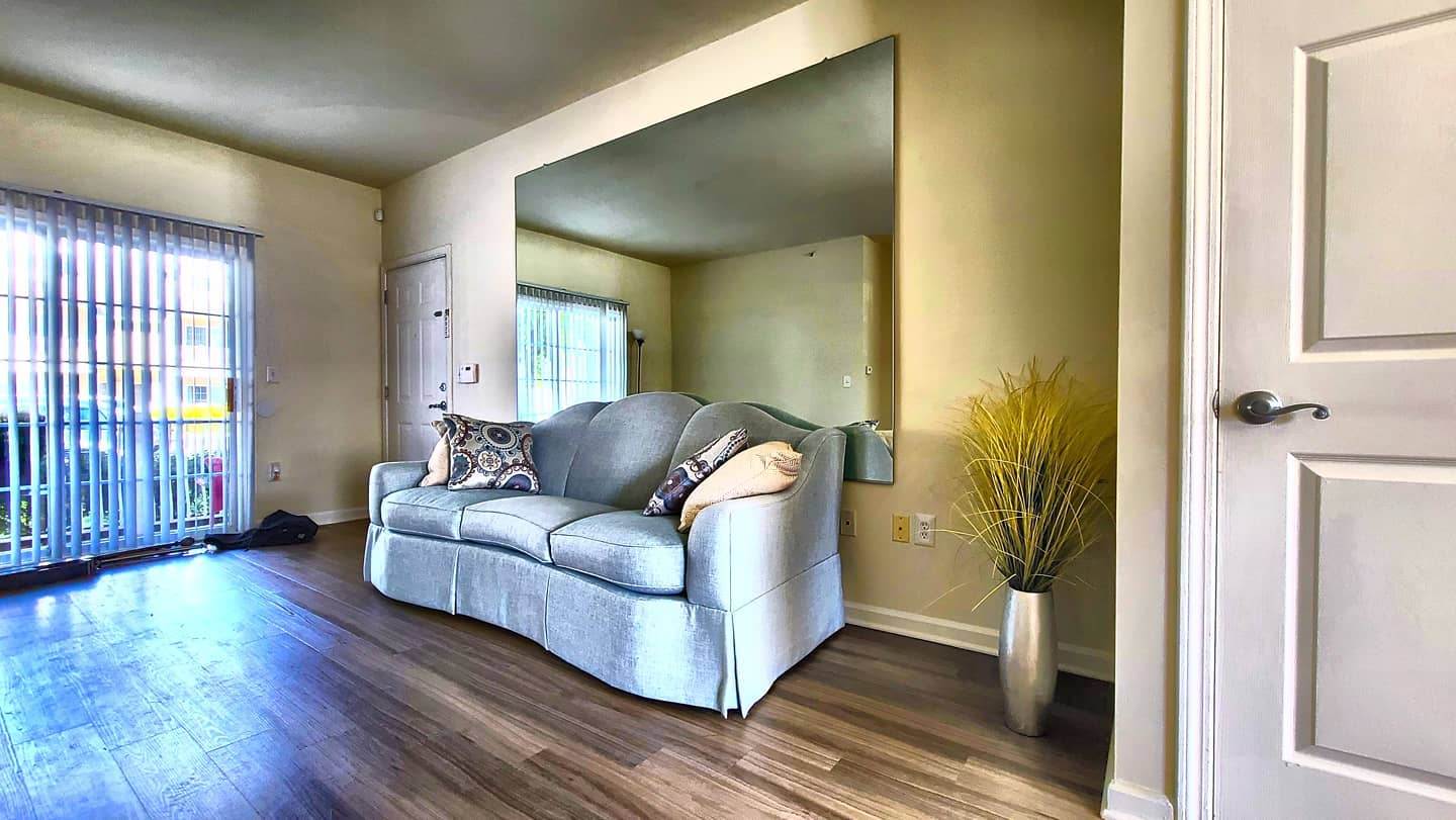 mirror custom cut install gym bar wall bathroom monroe nj