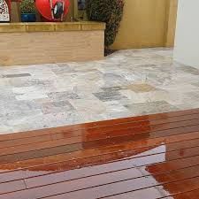 Travertino Silver e Legno