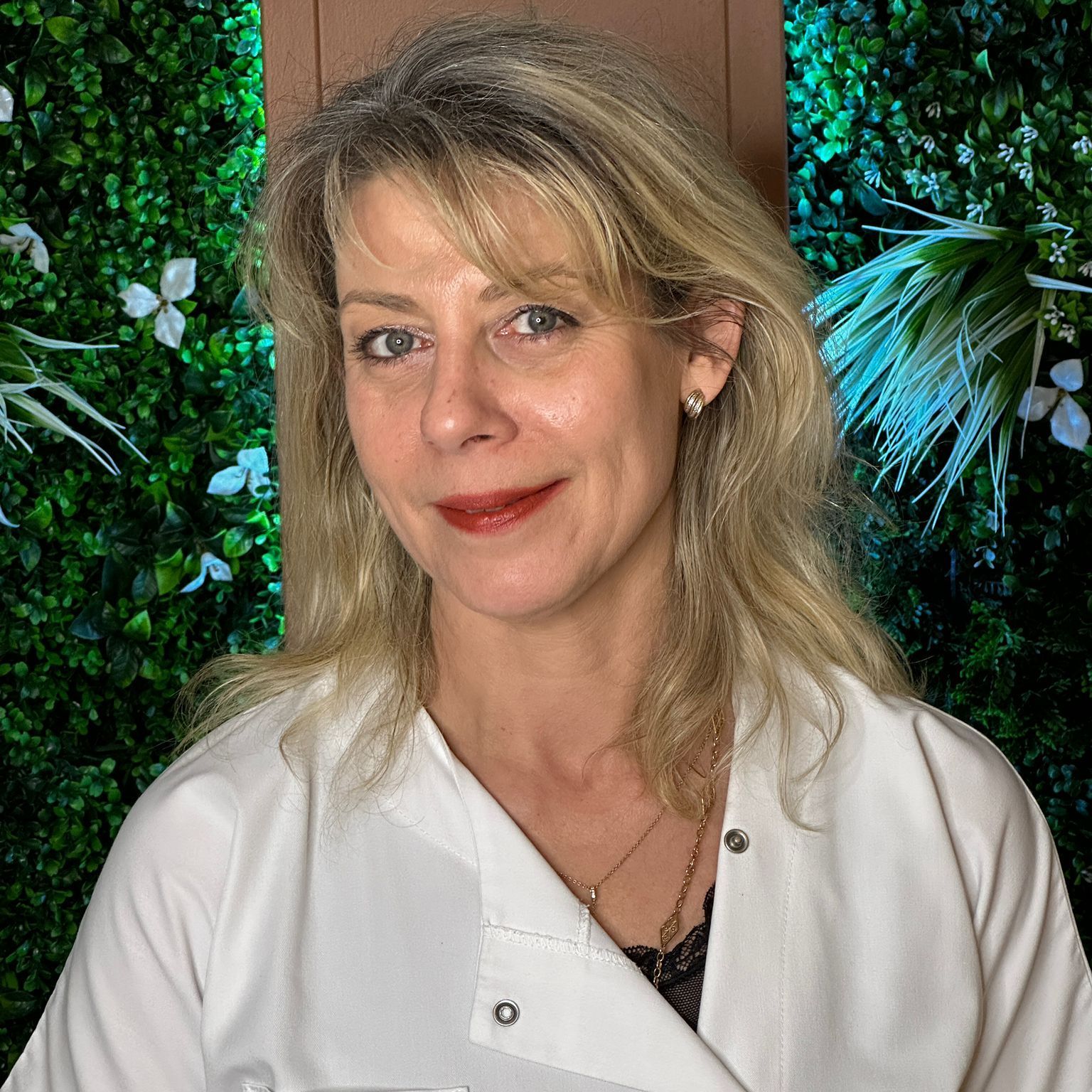 Delphine esthéticienne tours