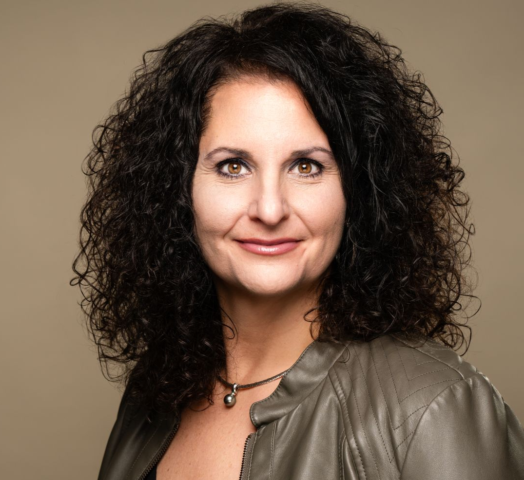 Gloria Llwellyn