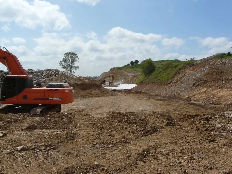 Orange Earthmoving — Mike Barlow Earthmoving Pty Ltd in Rockhampton, QLD