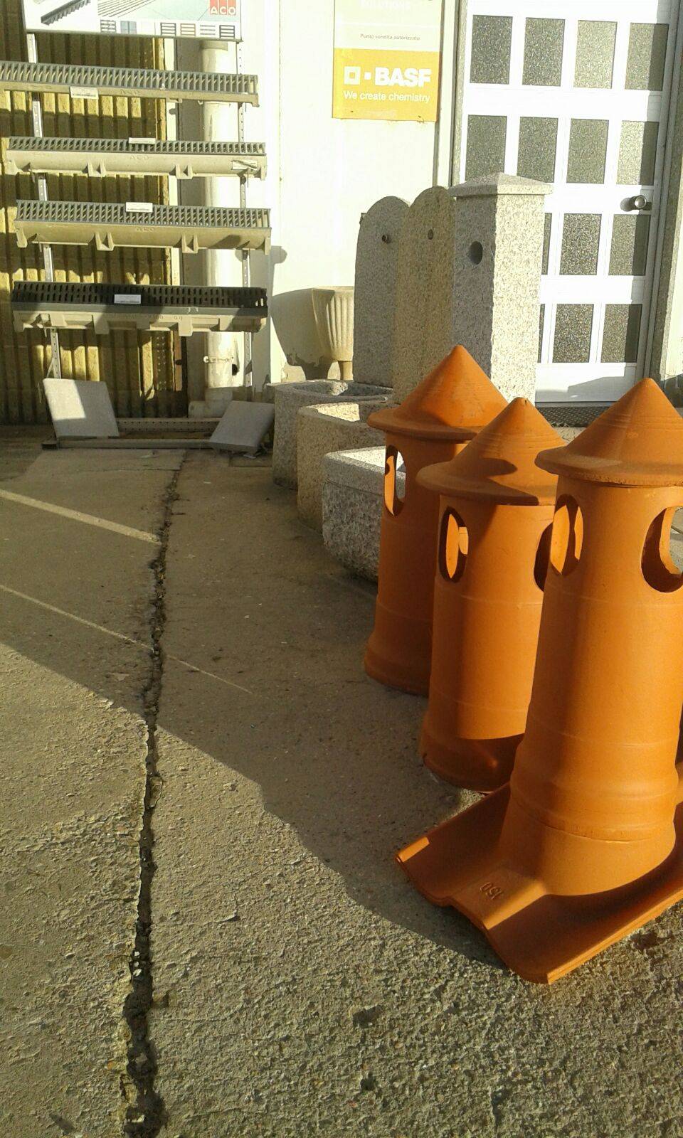 prodotti in pietra e ceramica