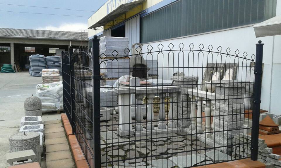 elementi decorativi per giardini