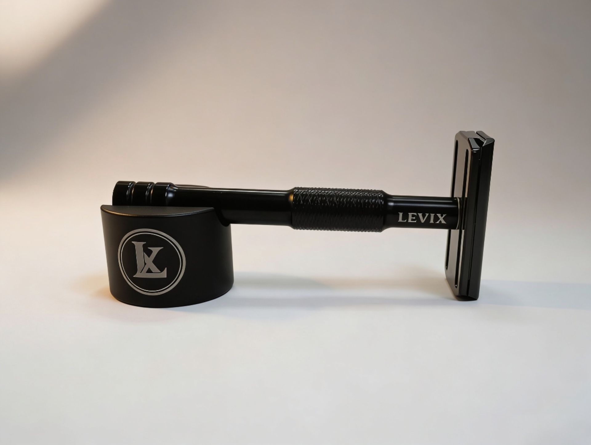 Levix Razor
