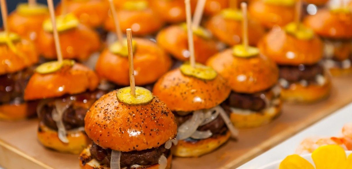 Dollars & Burgers
