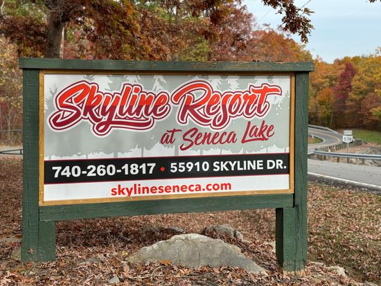 a sign that says skyline resort at seneca lake