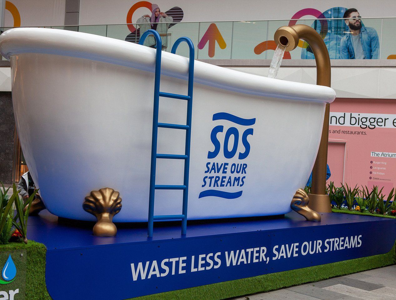 close up of Giant 3D bathtub prop