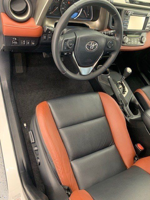 Interior Detailing Services in Kansas City, MO (KC) - Best #1 Detailer  Company Provider in MO. Car, Truck Van, SUV, Vehicle, Automotive Detail  Near Me.