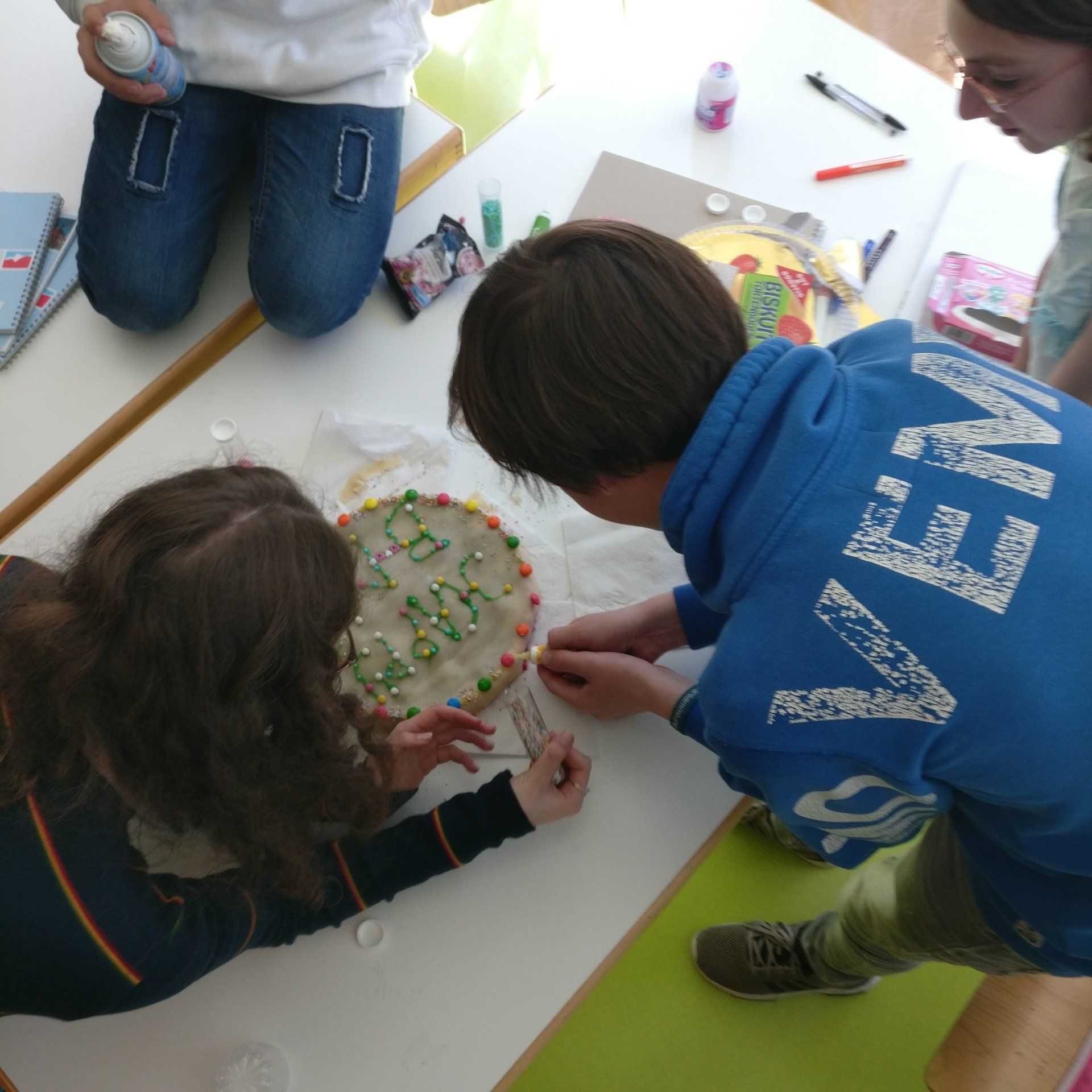 english camp cake making