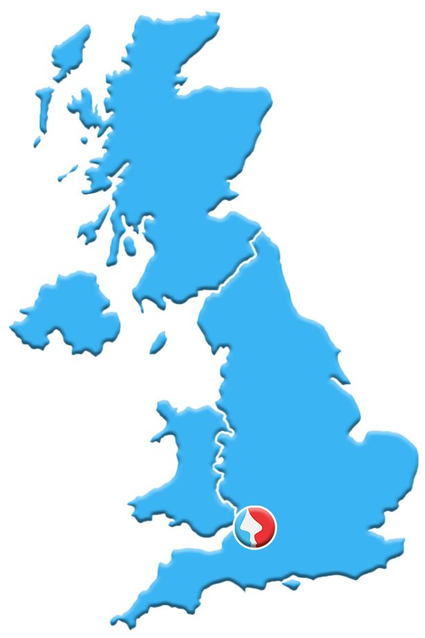 eine blaue Karte des Vereinigten Königreichs mit einem roten Kreis in der Mitte