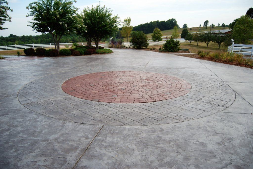 Stamped Circle Cobblestone Pattern — Horseshoe, NC — Carolina Concrete Designs Inc