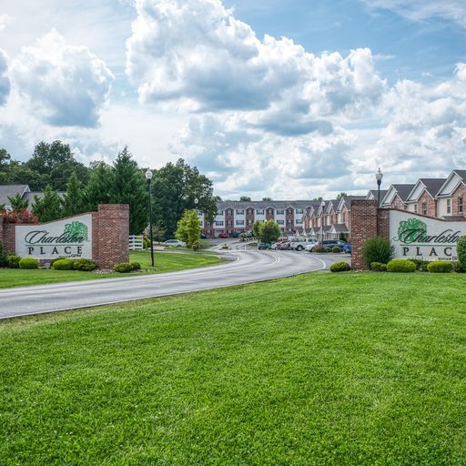 Exterior Photo of Charleston Place Photos