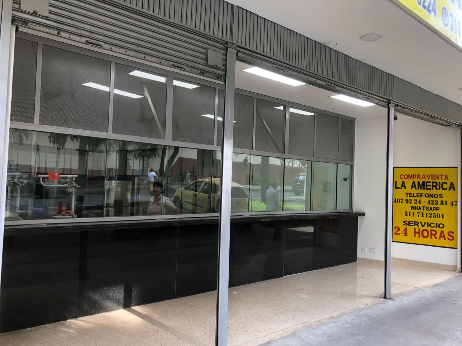 Compra venta La América