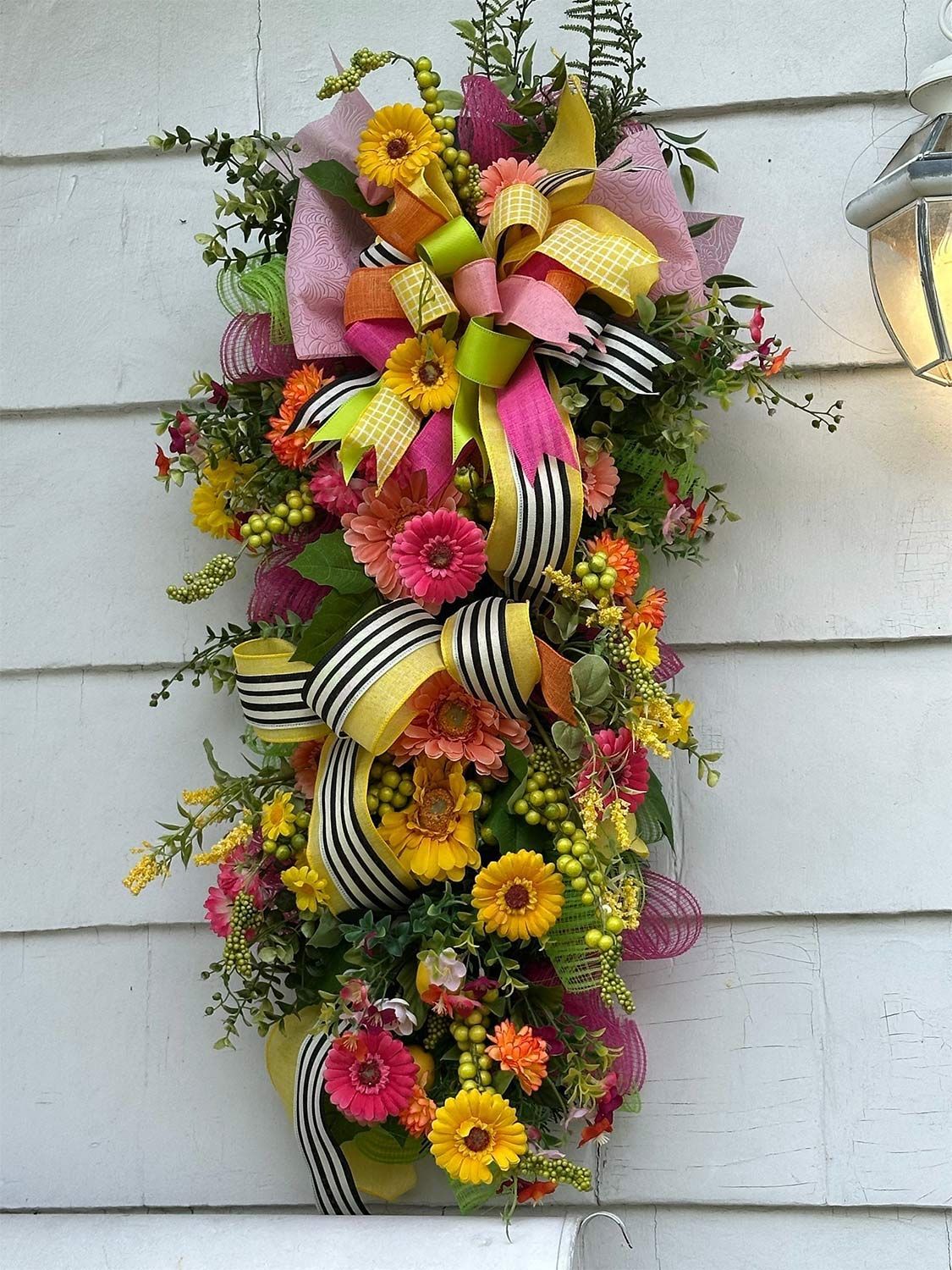 Floral wreath hang on door