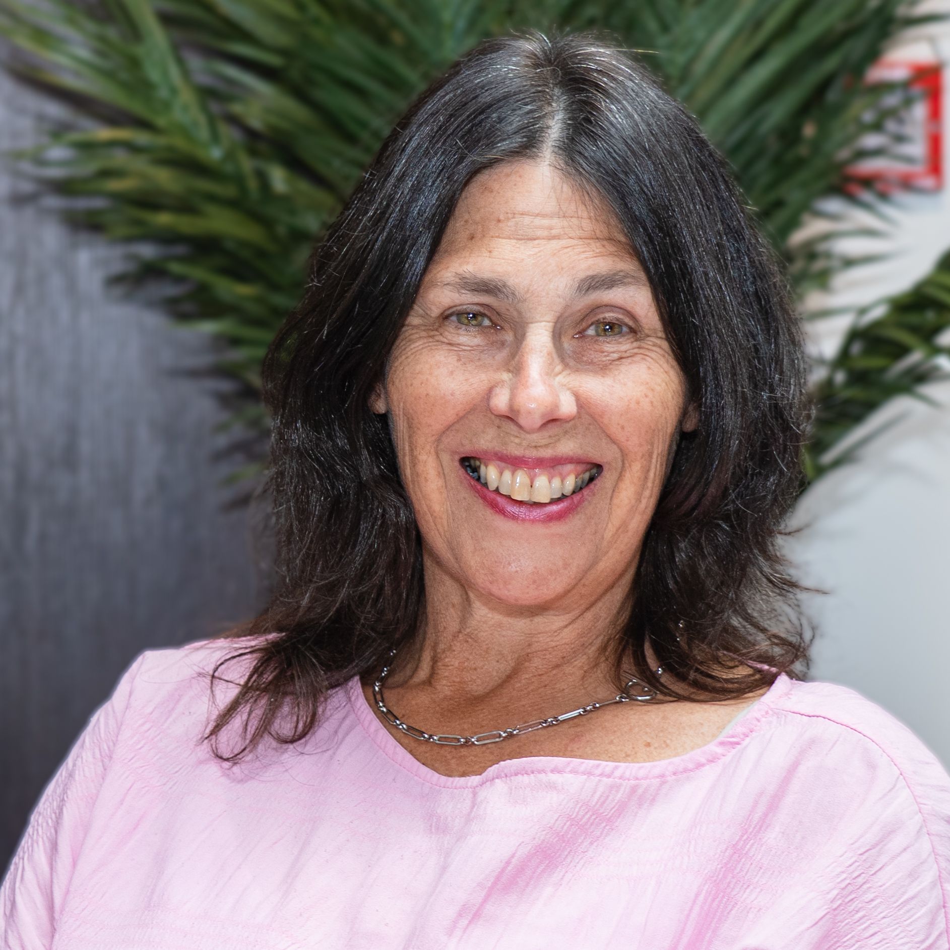 Photo of Sandy Hitchens