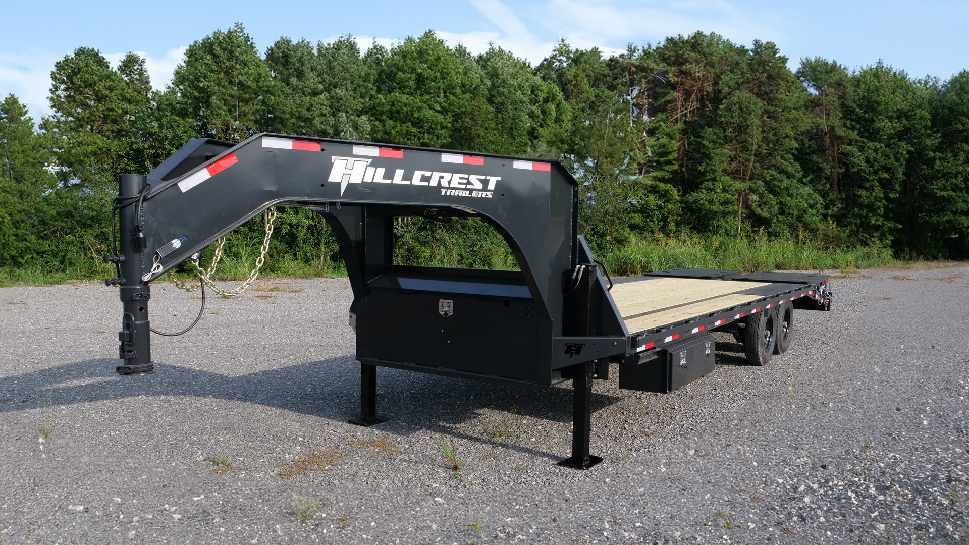 Hillcrest Trailers 15.9K Deckover Gooseneck