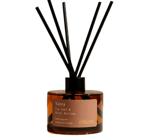 peppermint grove burnt fig & pear candle