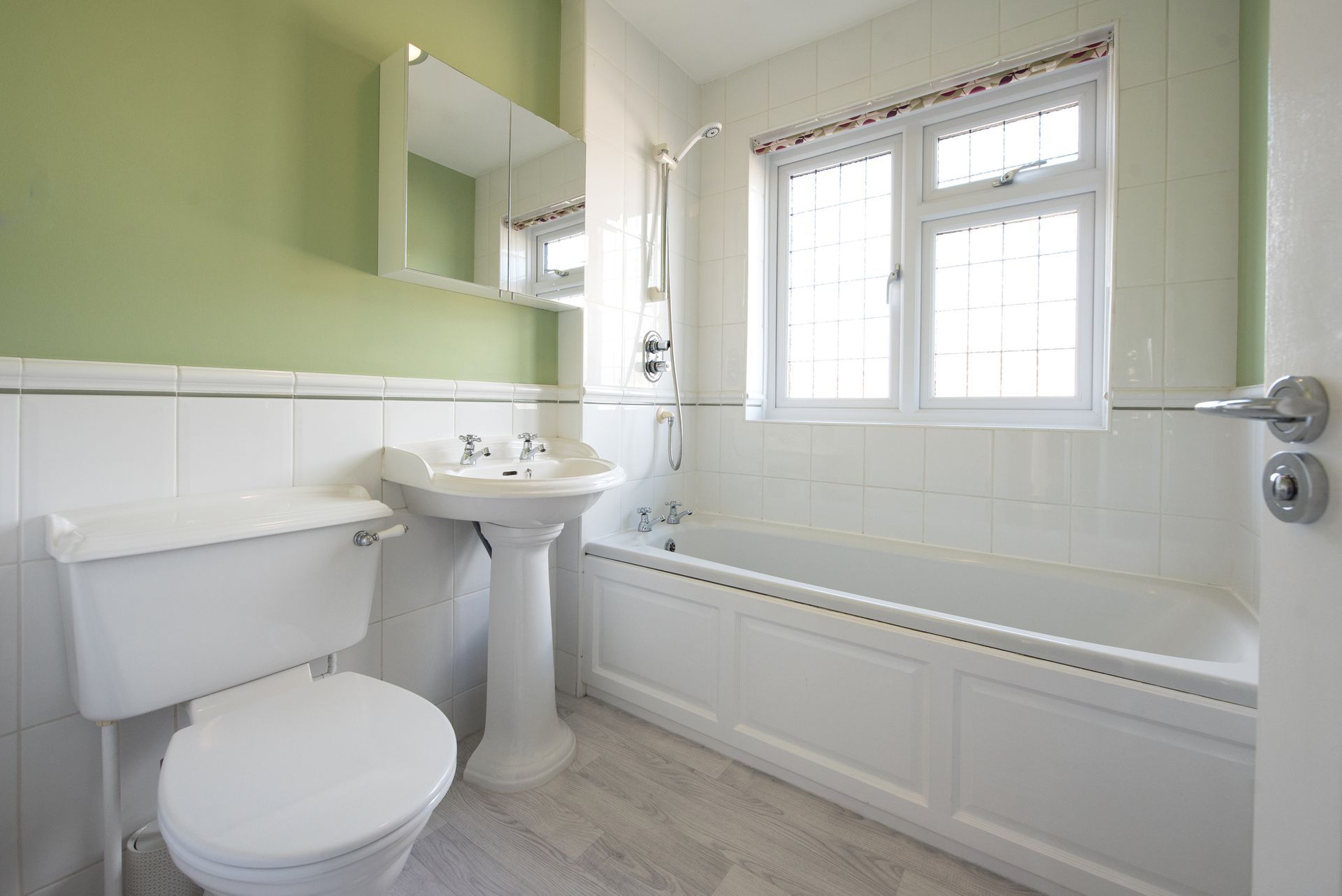 Clean Bathroom | Gretna, VA | Platinum Services Inc.