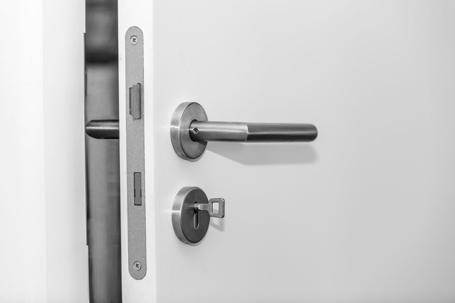 Nahaufnahme eines Türgriffs