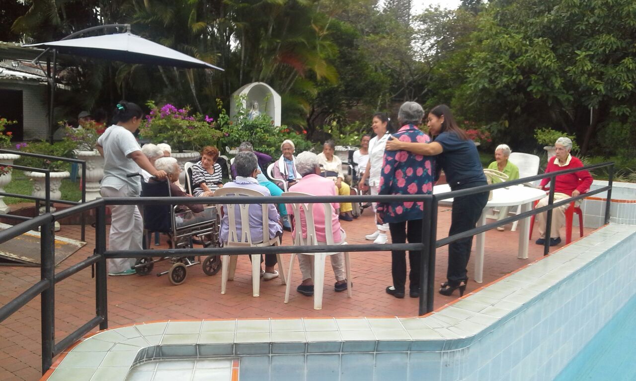 HOGAR PARA ANCIANOS LOS AÑOS DORADOS