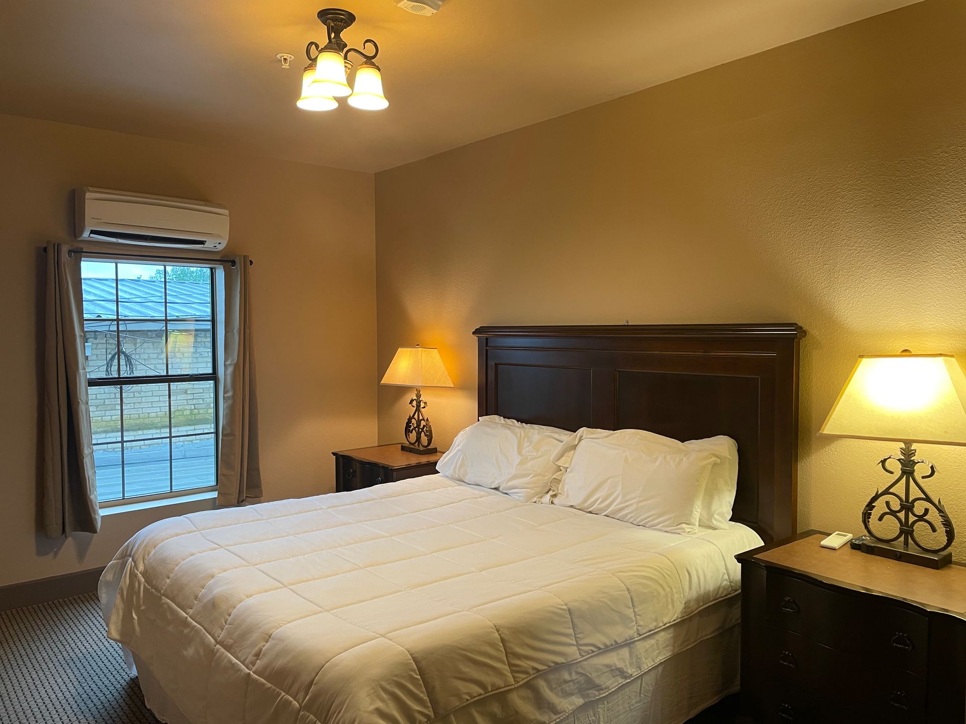 the-alcalde-hotel-gonzales-tx