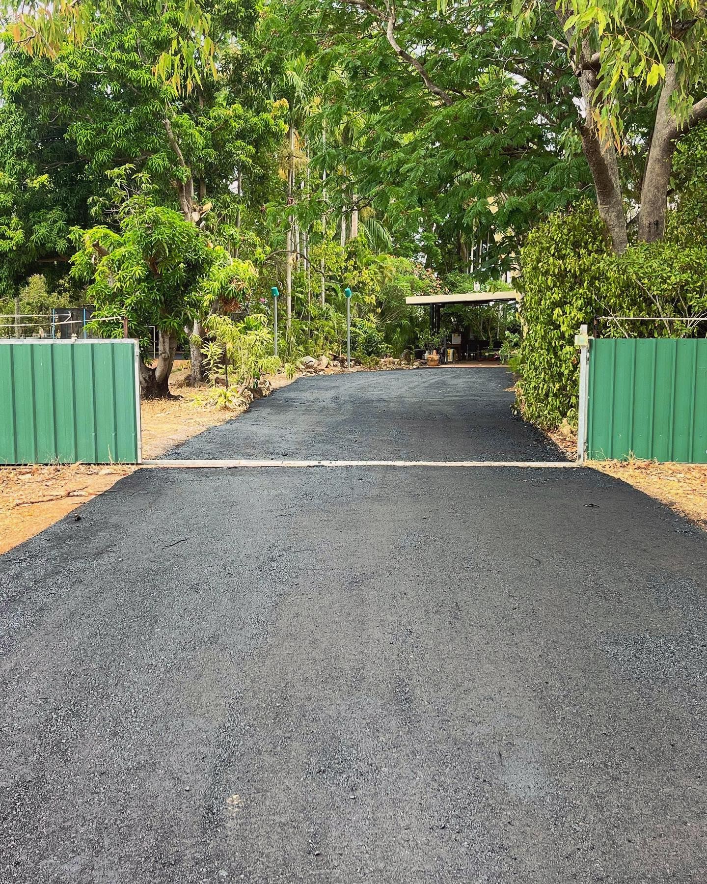 Beautiful Front Yard Landscape Design Pathways With Green Lawns — Rural & Commercial Landscaper in Humpty Doo, NT