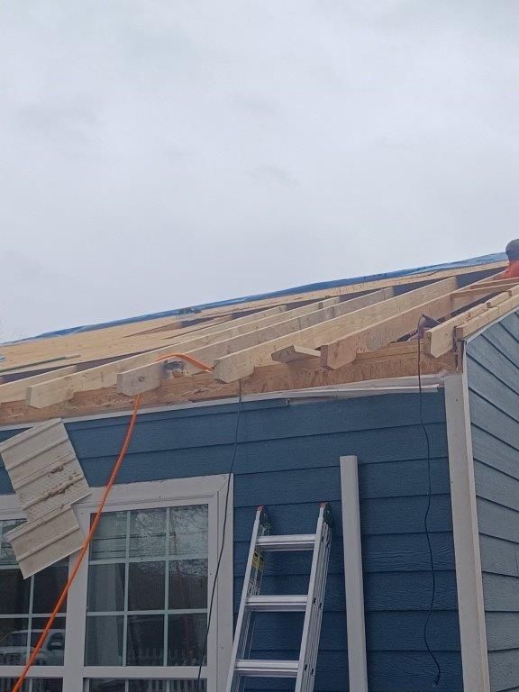 Arkansas Restoration Services Inc Russellville AR roof damage before