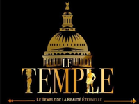 Logotipo con patilla dorada y texto 