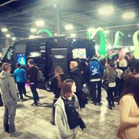 Crowds around TechTruck at the Digital kids show