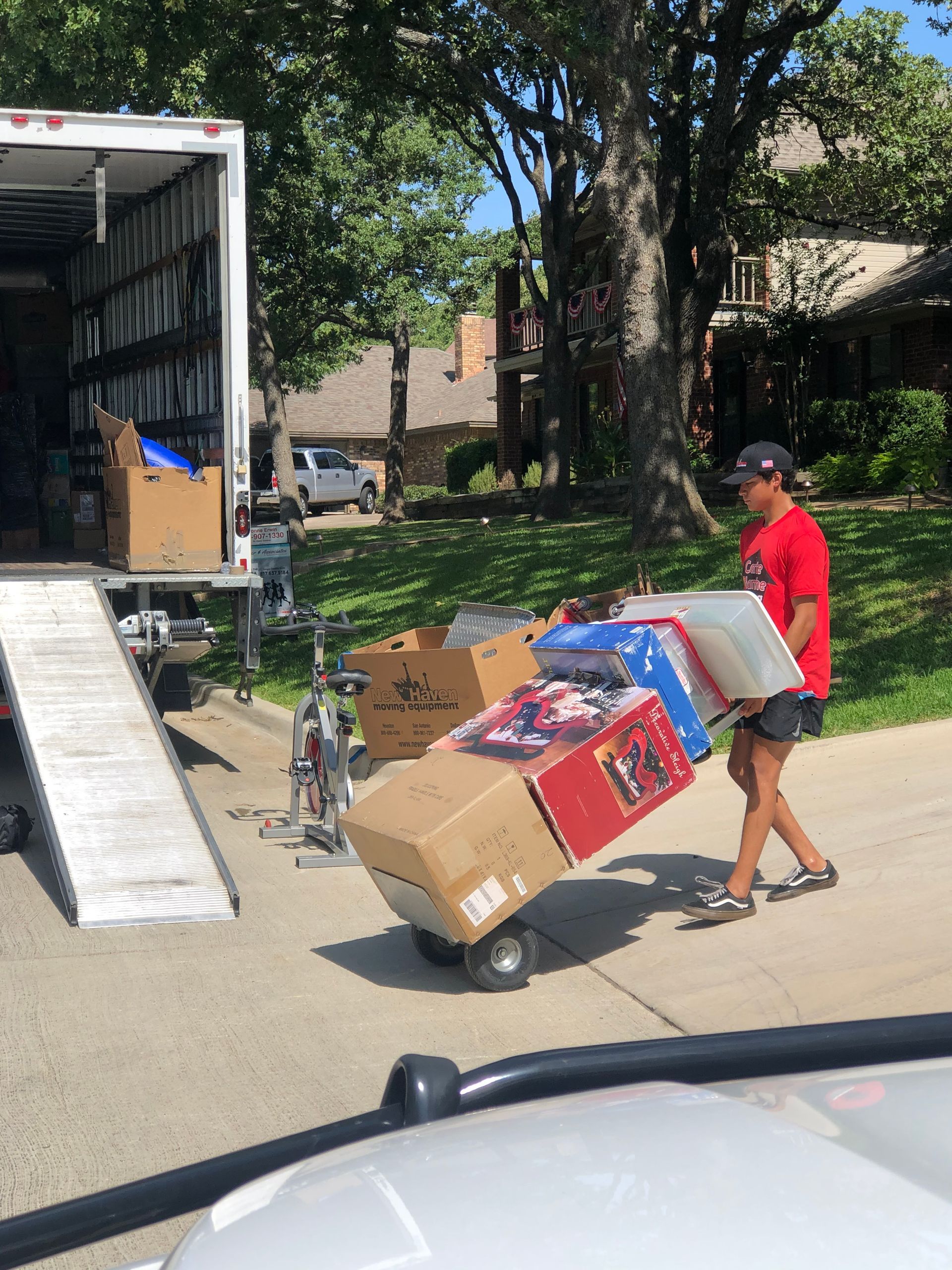 Dallas Texas long distance movers, long distance moving companies, Texas movers, interstate moving, intrastate movers
